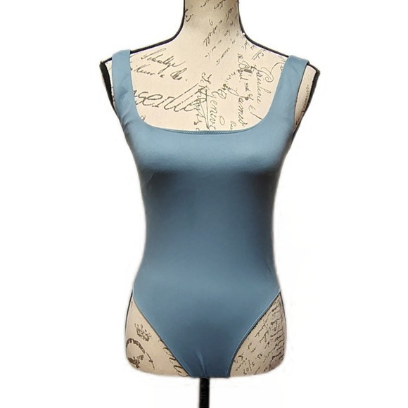 Tops - Arctic Blue Square Neck Bodysuit Small Seemless Sleeveless Balletcore Minimalist